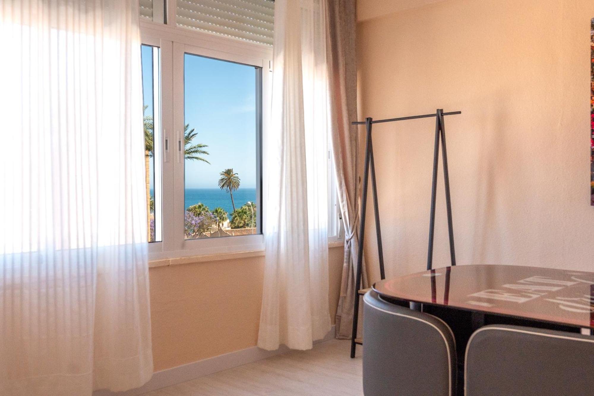 Flamingo 1 Bdr Beach 200 Meters Always Happy Benalmadena Benalmádena Exterior foto